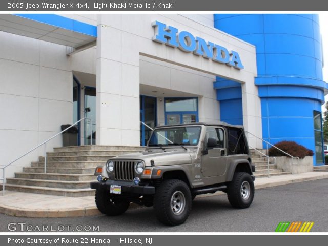 2005 Jeep Wrangler X 4x4 in Light Khaki Metallic