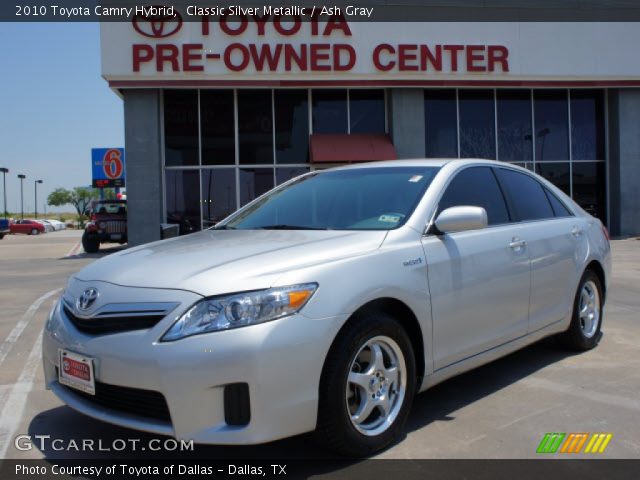 2010 Toyota Camry Hybrid in Classic Silver Metallic