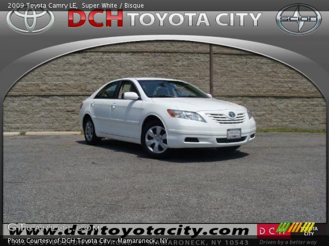 2009 Toyota Camry LE in Super White