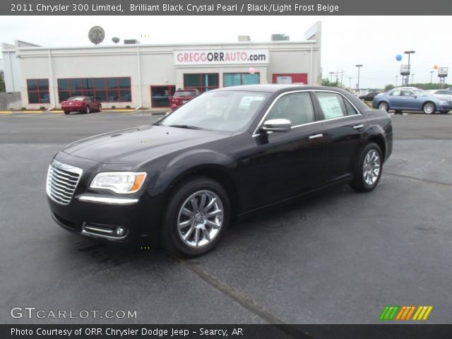2011 Chrysler 300 Limited in Brilliant Black Crystal Pearl