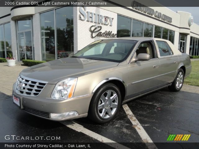 2006 Cadillac DTS  in Light Cashmere Metallic