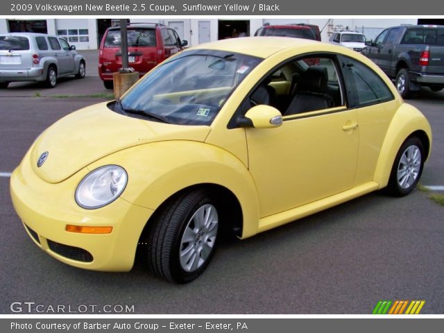 2009 Volkswagen New Beetle 2.5 Coupe in Sunflower Yellow