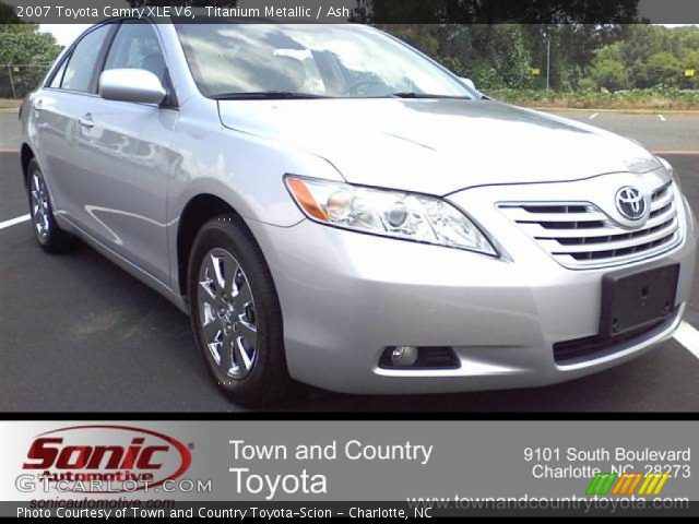 2007 Toyota Camry XLE V6 in Titanium Metallic