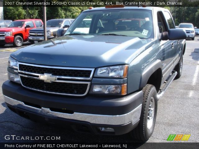 2007 Chevrolet Silverado 2500HD Classic LS Crew Cab 4x4 in Blue Granite Metallic