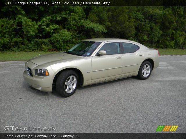 2010 Dodge Charger SXT in White Gold Pearl