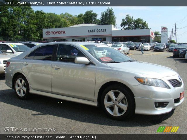 2010 Toyota Camry SE in Classic Silver Metallic