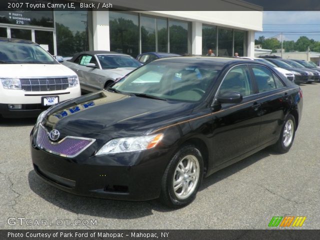 2007 Toyota Camry LE in Black
