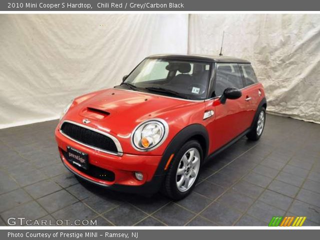 2010 Mini Cooper S Hardtop in Chili Red