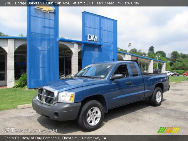 2005 Dodge Dakota ST Club Cab 4x4 in Atlantic Blue Pearl
