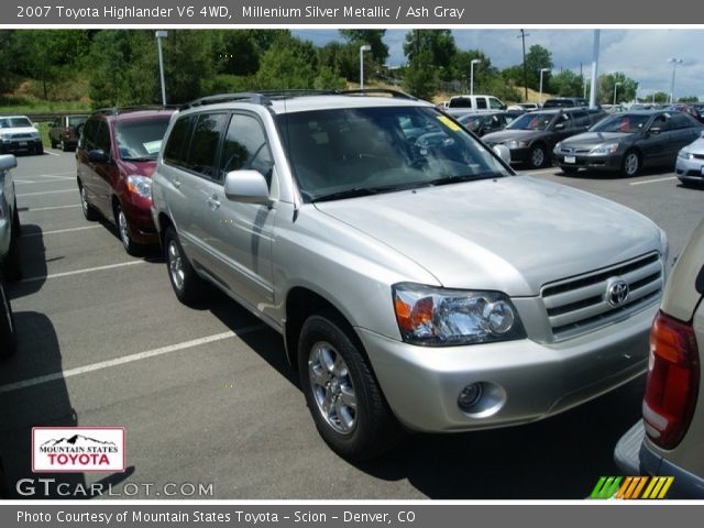 2007 Toyota Highlander V6 4WD in Millenium Silver Metallic