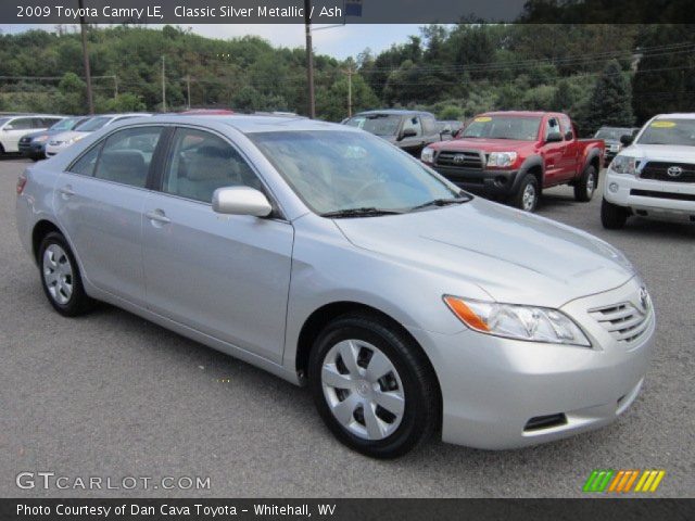 2009 Toyota Camry LE in Classic Silver Metallic