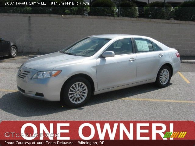 2007 Toyota Camry LE in Titanium Metallic