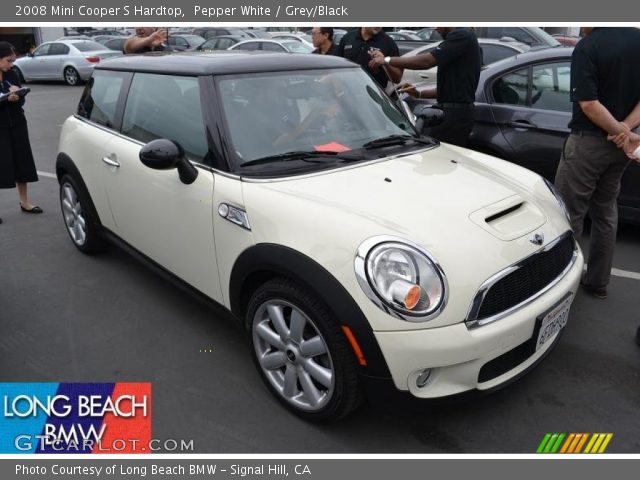 2008 Mini Cooper S Hardtop in Pepper White