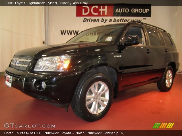 2006 Toyota Highlander Hybrid in Black