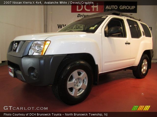 2007 Nissan Xterra X 4x4 in Avalanche White