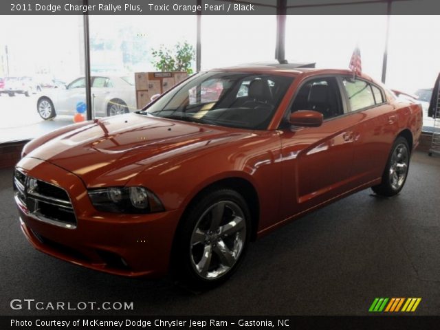 2011 Dodge Charger Rallye Plus in Toxic Orange Pearl