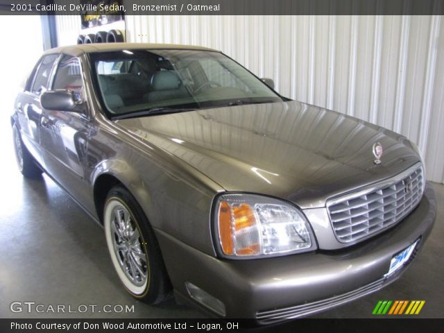 2001 Cadillac DeVille Sedan in Bronzemist