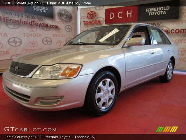 2002 Toyota Avalon XL in Lunar Mist Metallic