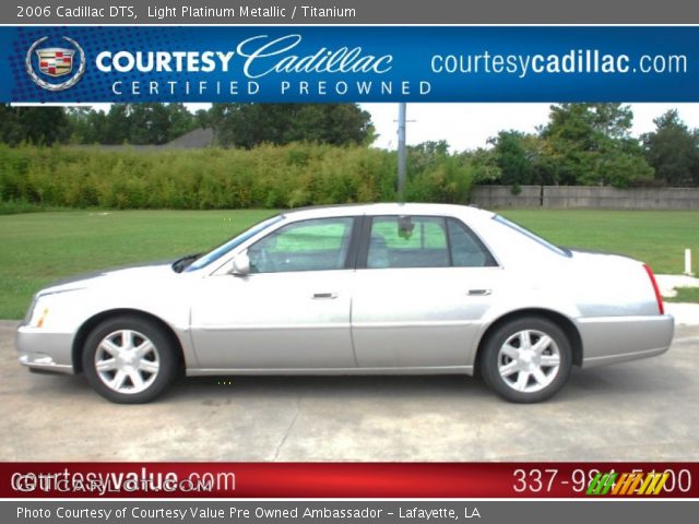 2006 Cadillac DTS  in Light Platinum Metallic