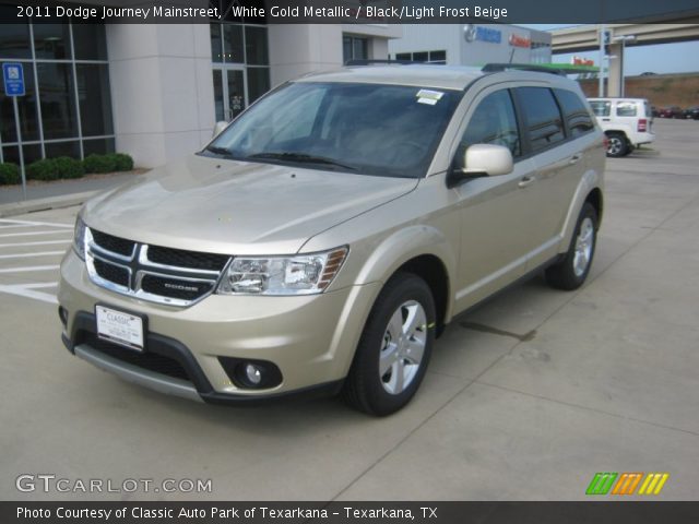2011 Dodge Journey Mainstreet in White Gold Metallic