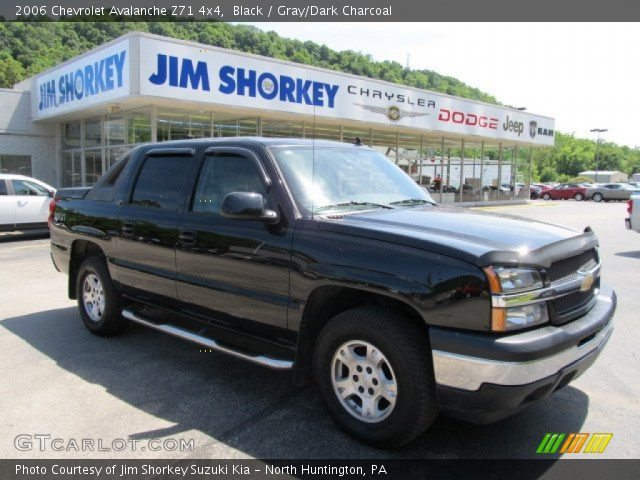 2006 Chevrolet Avalanche Z71 4x4 in Black