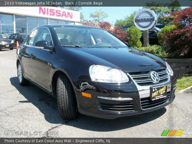2010 Volkswagen Jetta SE Sedan in Black