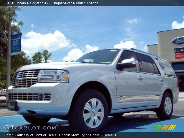2011 Lincoln Navigator 4x2 in Ingot Silver Metallic