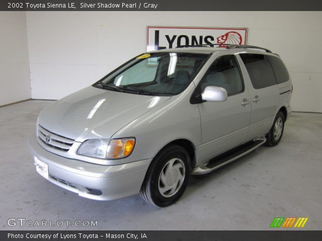 2002 Toyota Sienna LE in Silver Shadow Pearl