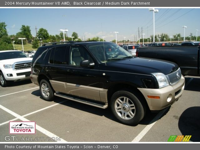 2004 Mercury Mountaineer V8 AWD in Black Clearcoat