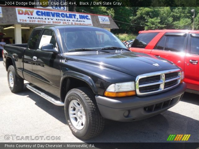 2004 Dodge Dakota SXT Club Cab 4x4 in Black
