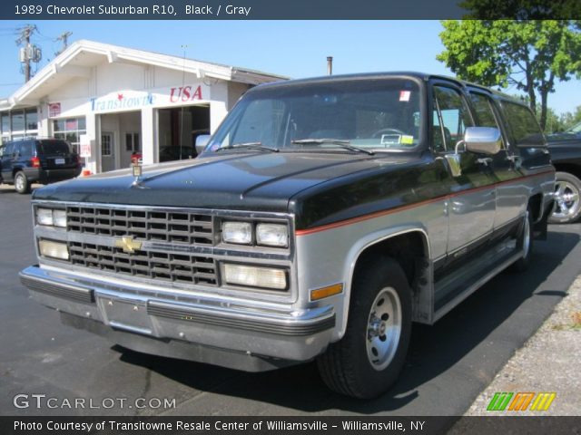 1989 Chevrolet Suburban R10 in Black