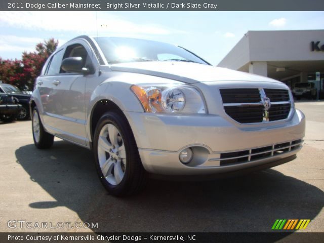 2011 Dodge Caliber Mainstreet in Bright Silver Metallic