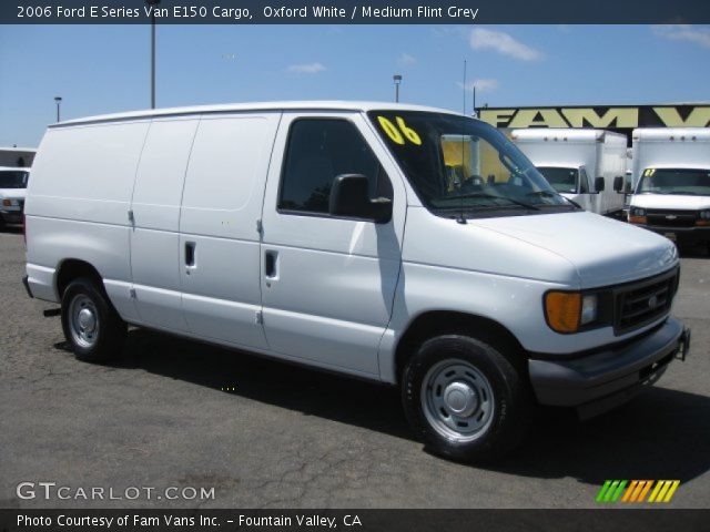 2006 Ford E Series Van E150 Cargo in Oxford White