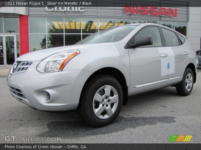 2011 Nissan Rogue S in Silver Ice Metallic