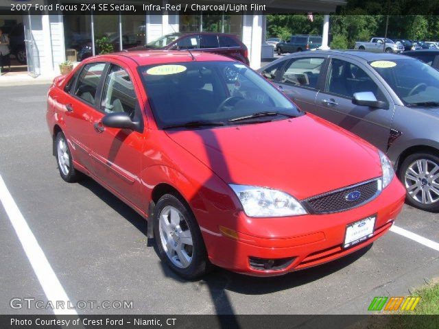2007 Ford Focus ZX4 SE Sedan in Infra-Red