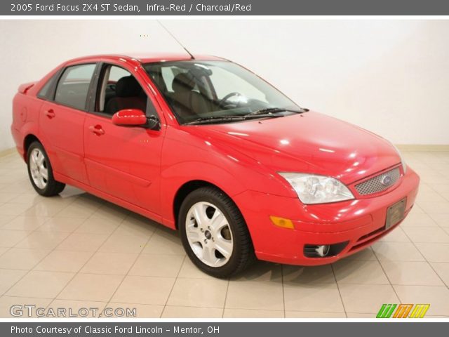 2005 Ford Focus ZX4 ST Sedan in Infra-Red