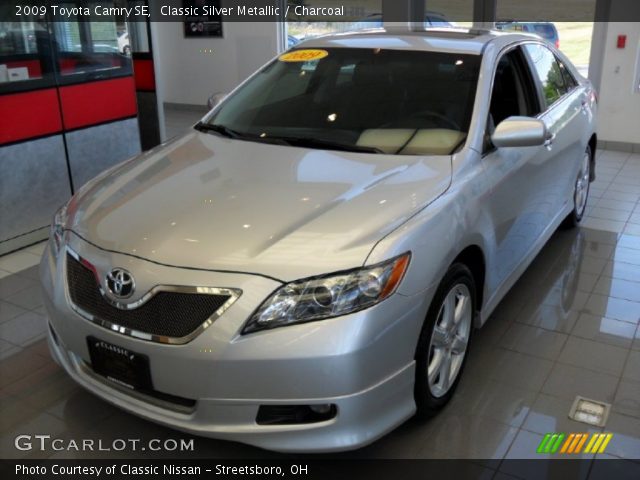 2009 Toyota Camry SE in Classic Silver Metallic