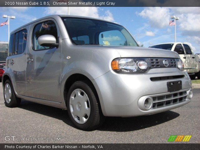 2010 Nissan Cube 1.8 S in Chrome Silver Metallic
