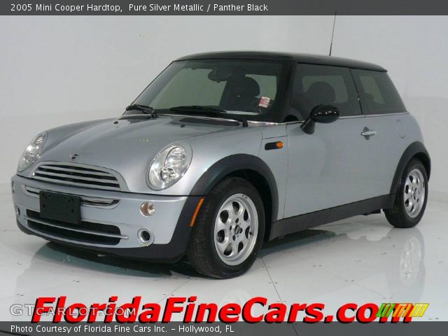 2005 Mini Cooper Hardtop in Pure Silver Metallic
