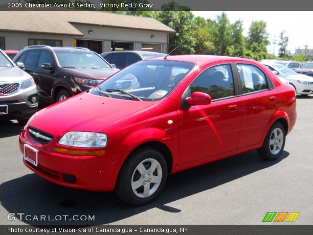 2005 Chevrolet Aveo LS Sedan in Victory Red