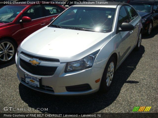 2011 Chevrolet Cruze LS in Silver Ice Metallic