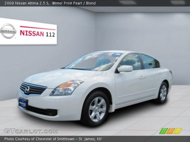 2009 Nissan Altima 2.5 S in Winter Frost Pearl