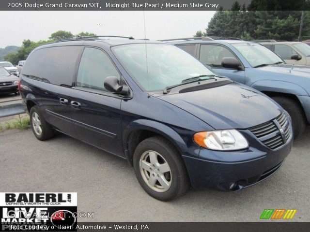 2005 Dodge Grand Caravan SXT in Midnight Blue Pearl