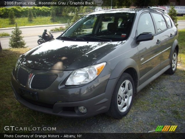 2006 Pontiac Vibe  in Moonstone Gray