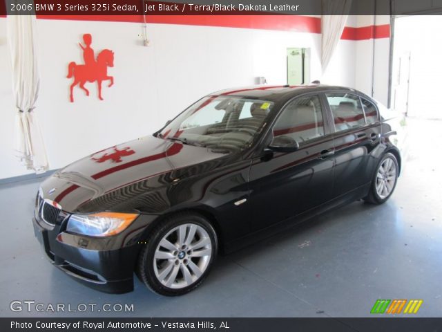 2006 BMW 3 Series 325i Sedan in Jet Black