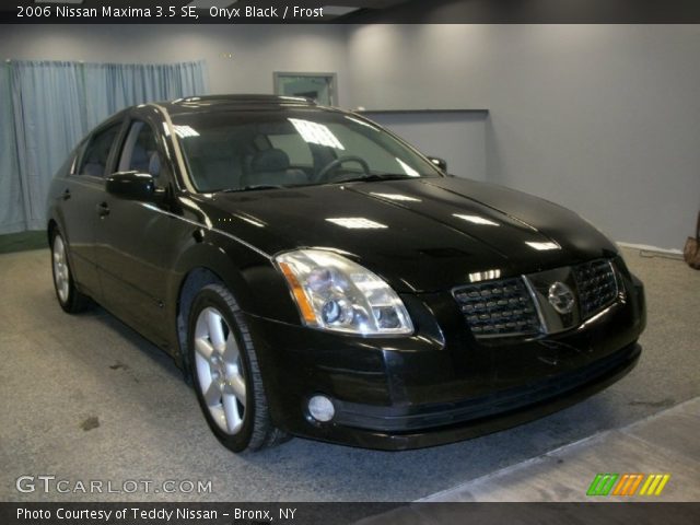 2006 Nissan Maxima 3.5 SE in Onyx Black