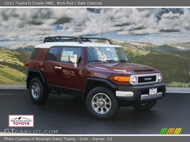 2011 Toyota FJ Cruiser 4WD in Brick Red