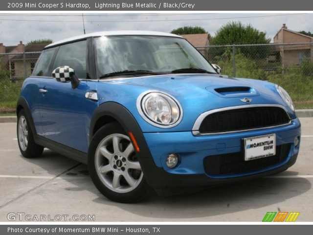 2009 Mini Cooper S Hardtop in Lightning Blue Metallic