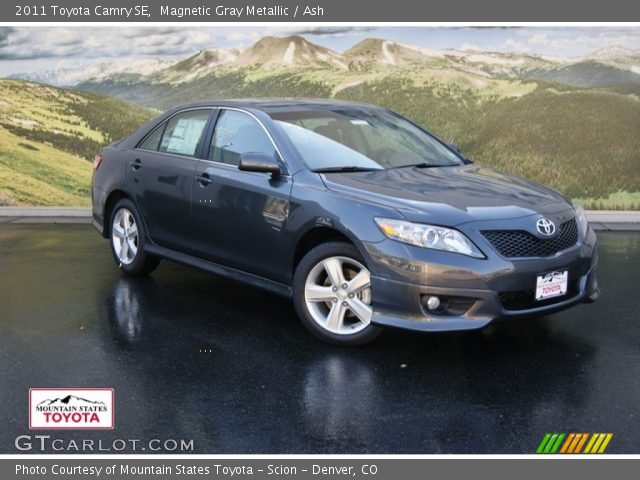 2011 Toyota Camry SE in Magnetic Gray Metallic