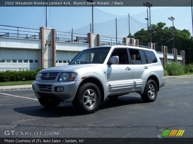 2002 Mitsubishi Montero Limited 4x4 in Munich Silver Metallic